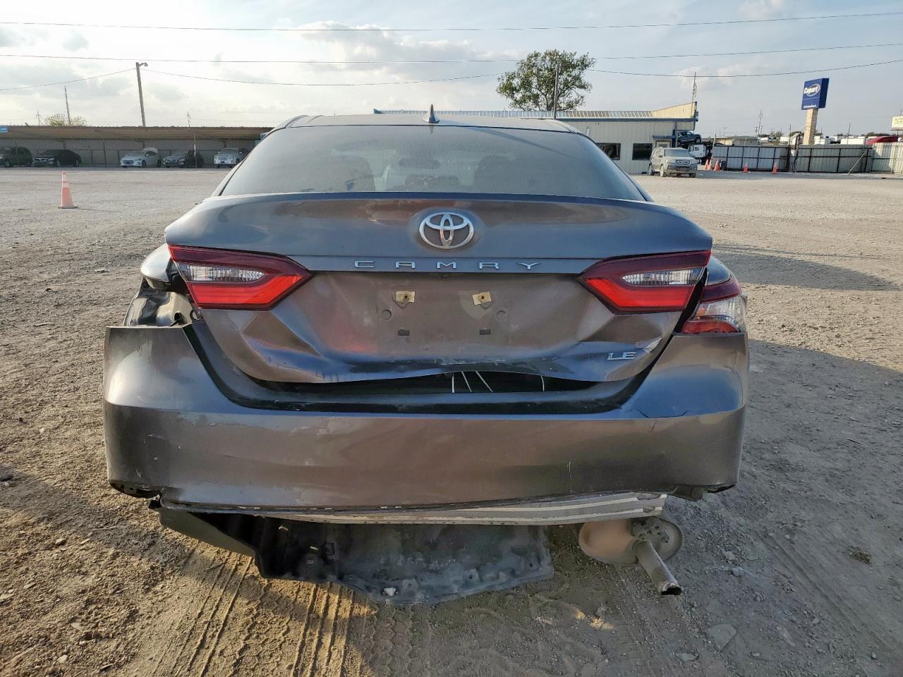 2021 Toyota Camry - zdjęcie 6