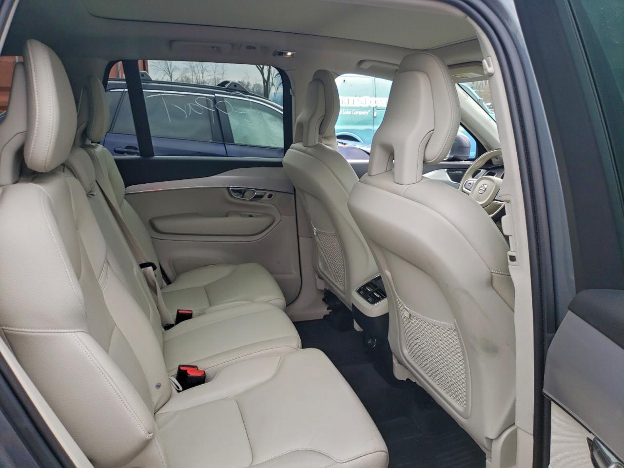 2017 Volvo XC90 - zdjęcie 11