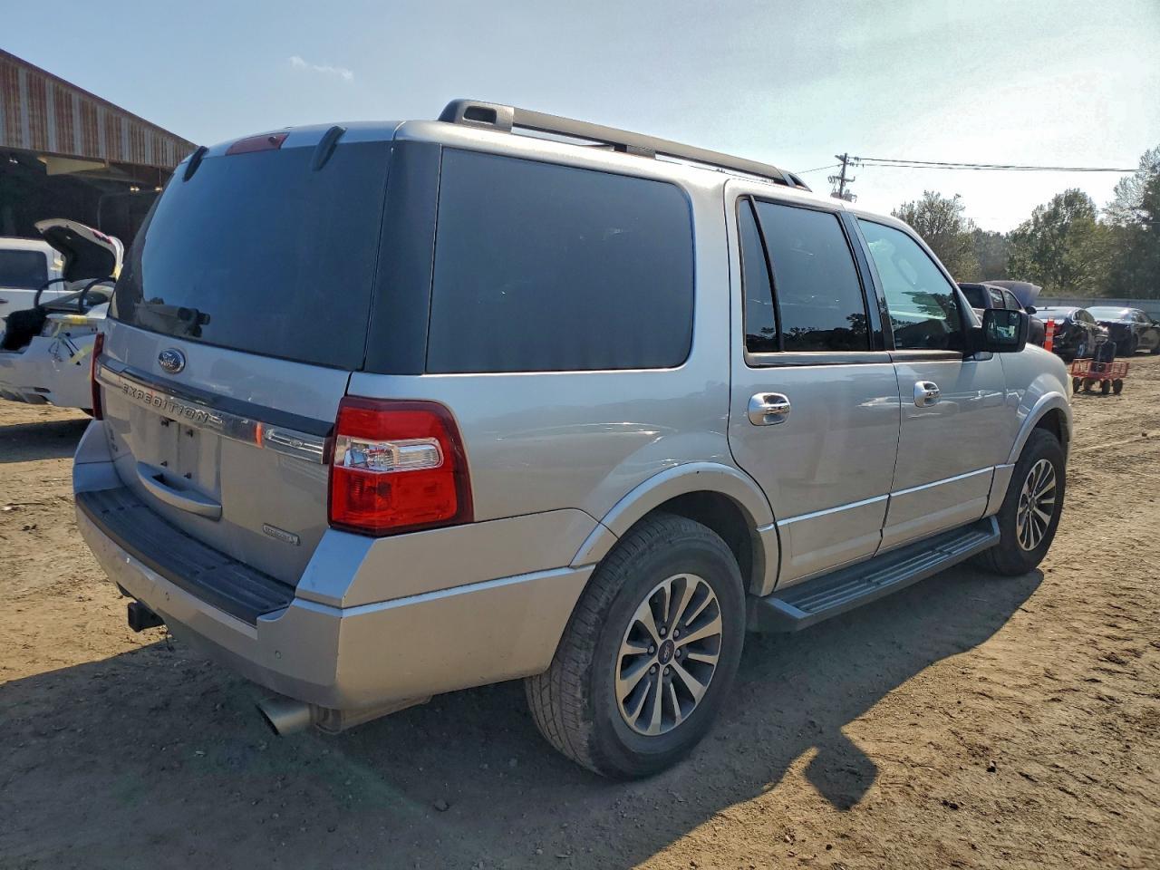 2016 Ford Expedition - zdjęcie 3