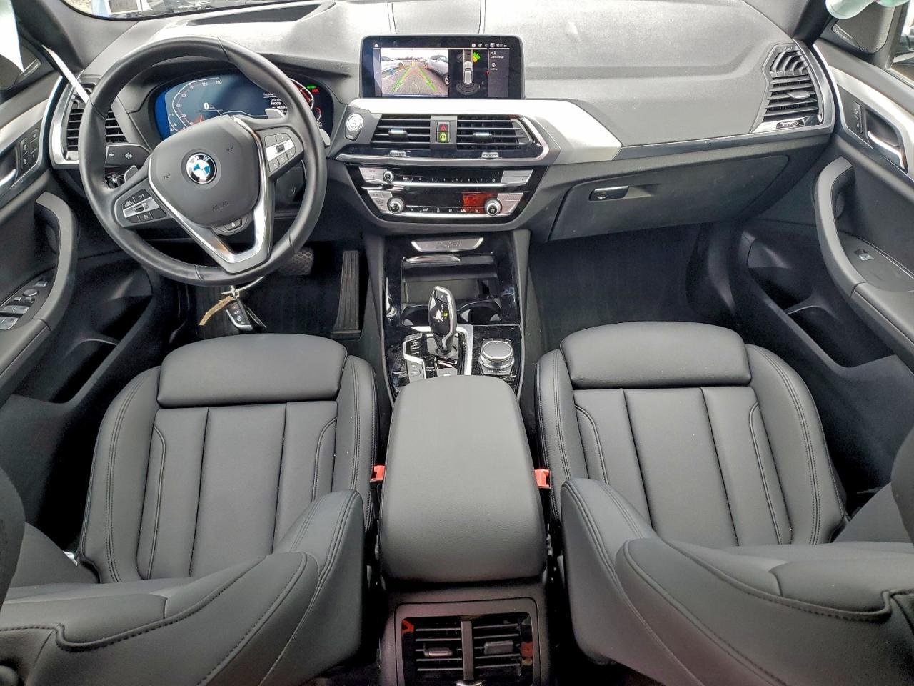 2021 BMW X3 - zdjęcie 8