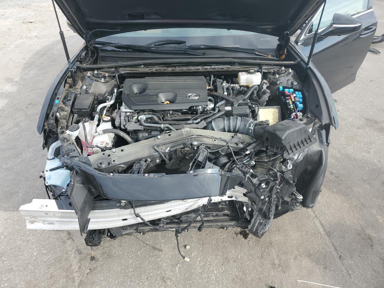 2024 Lexus ES - zdjęcie 11