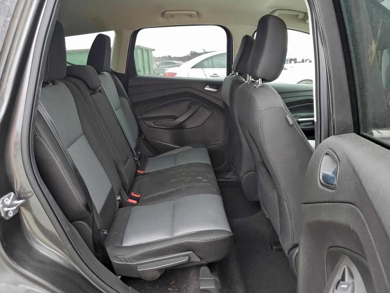 2018 Ford Escape - zdjęcie 11