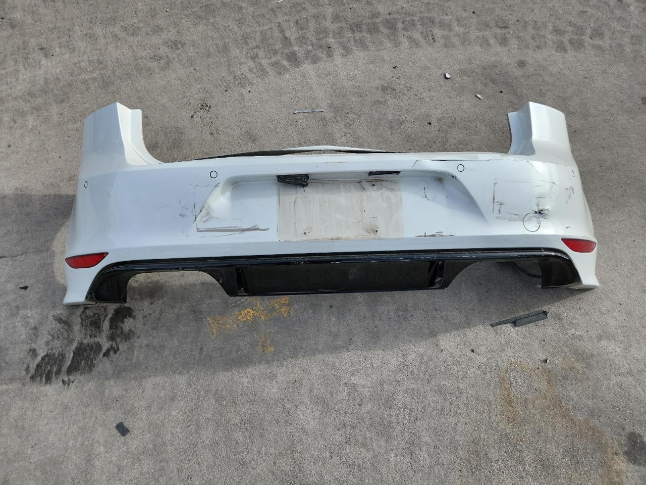 2016 Volkswagen Golf R - zdjęcie 12