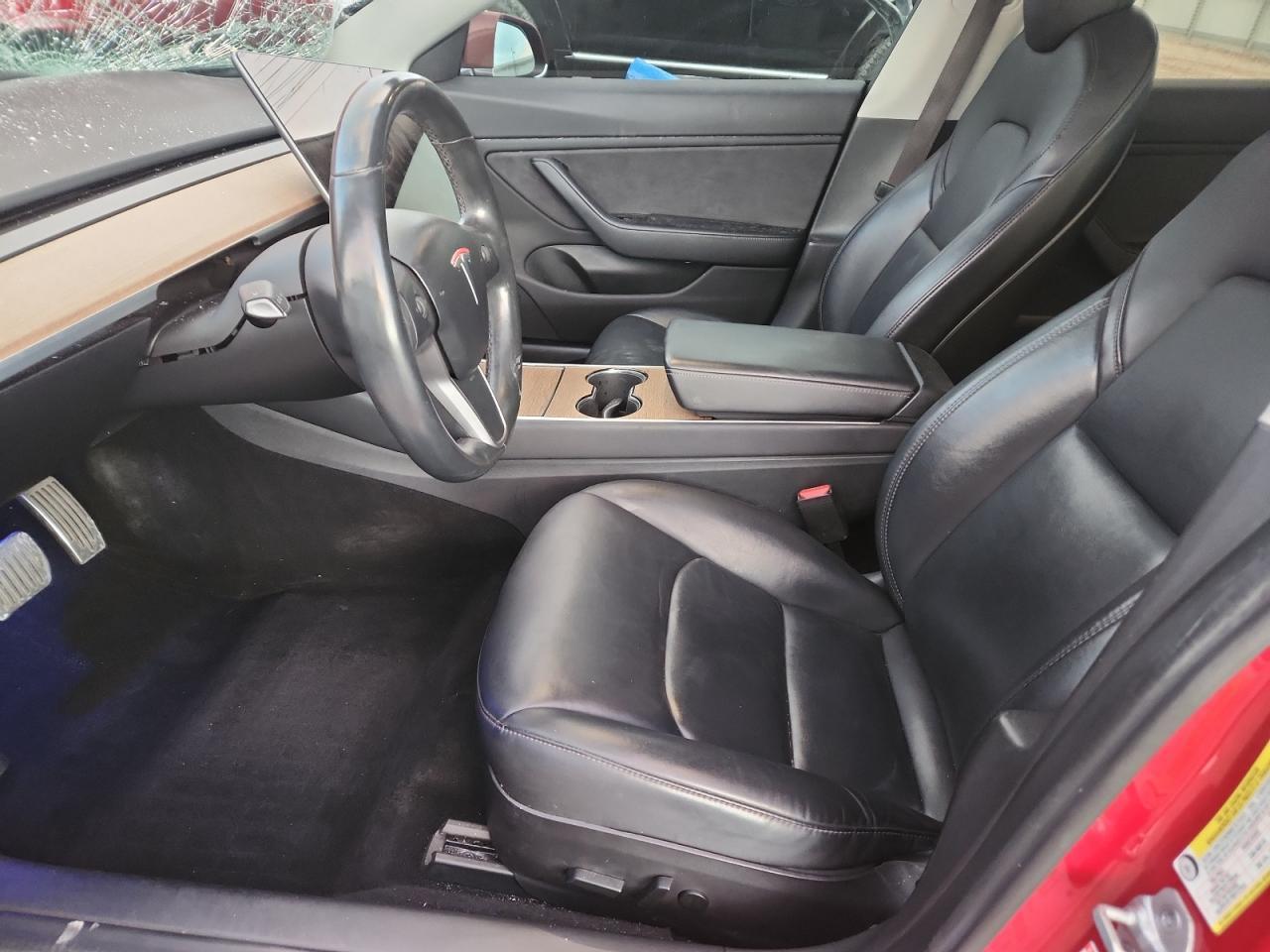 2018 Tesla Model 3 - zdjęcie 7