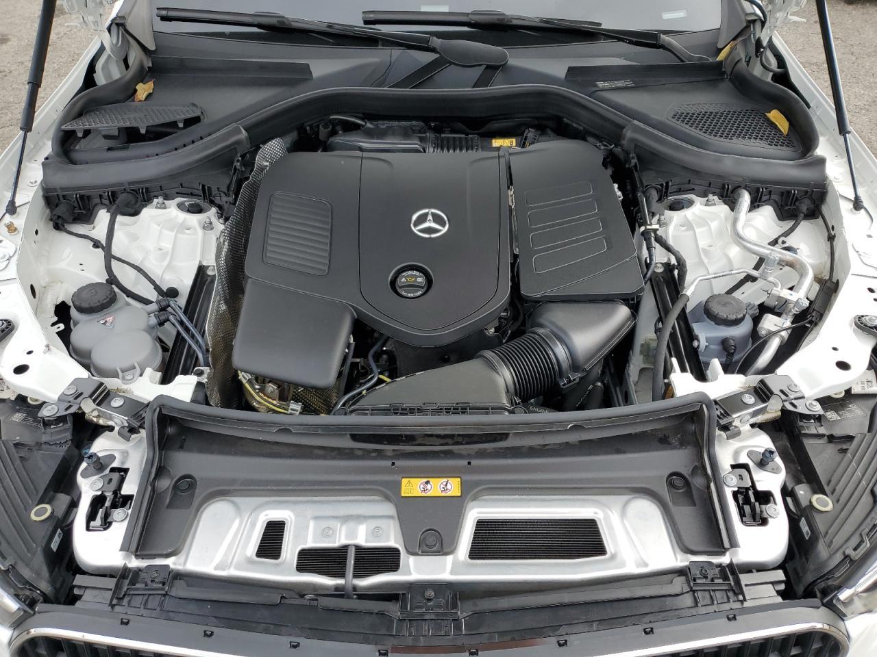 2025 Mercedes-Benz Glc 300 - zdjęcie 12