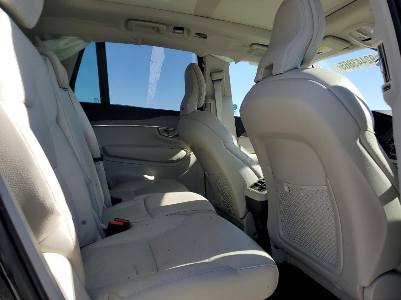 2023 Volvo XC90 - zdjęcie 10