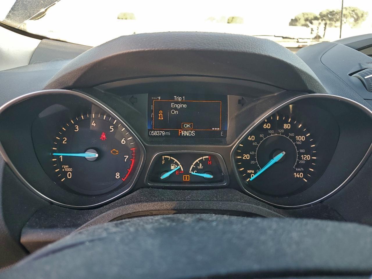 2017 Ford Escape - zdjęcie 9