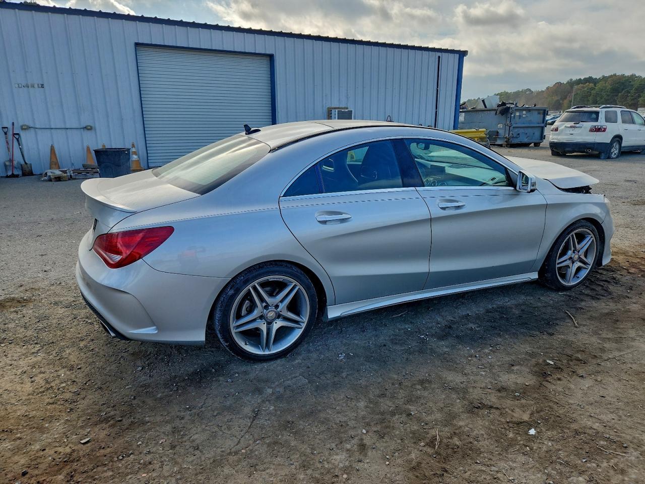 2014 Mercedes-Benz Cla 250 - zdjęcie 3