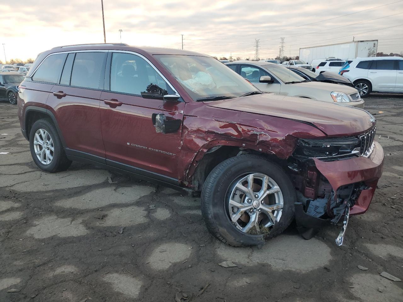 2024 Jeep Grand Cherokee Limited - zdjęcie 4
