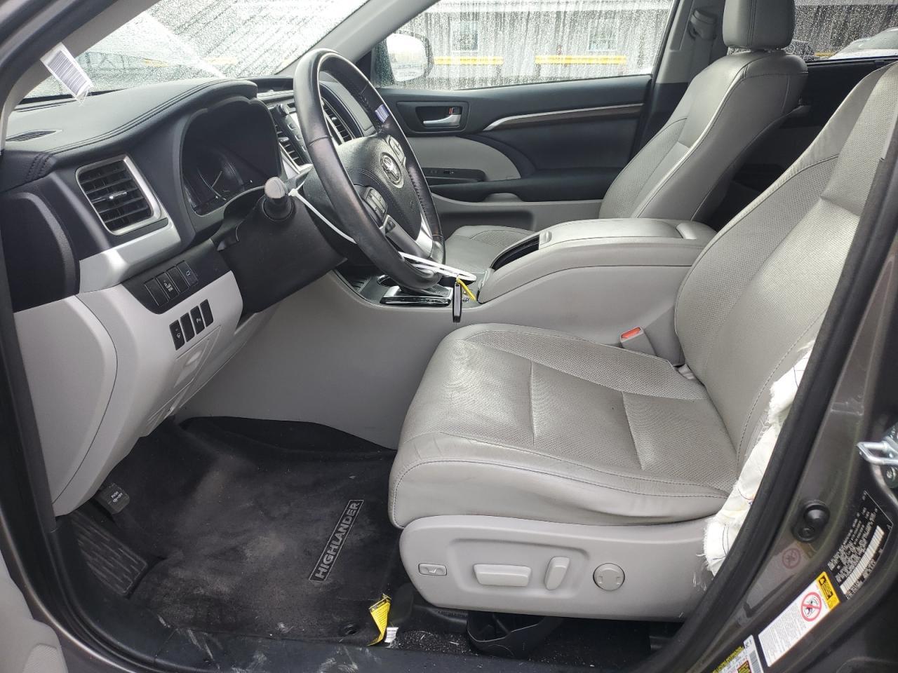 2015 Toyota Highlander - zdjęcie 7