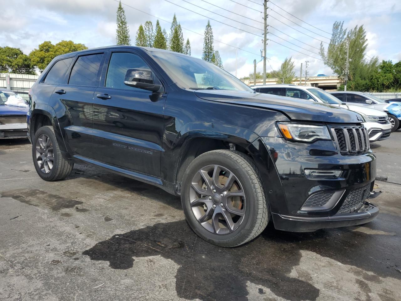 2021 Jeep Grand Cherokee Overland - zdjęcie 4