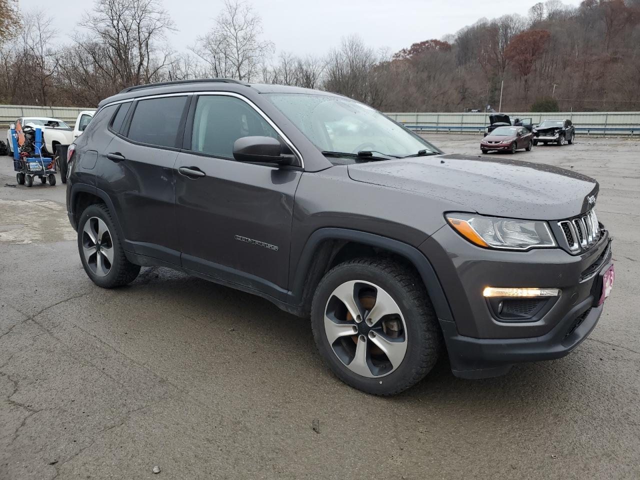 2017 Jeep Compass - zdjęcie 4