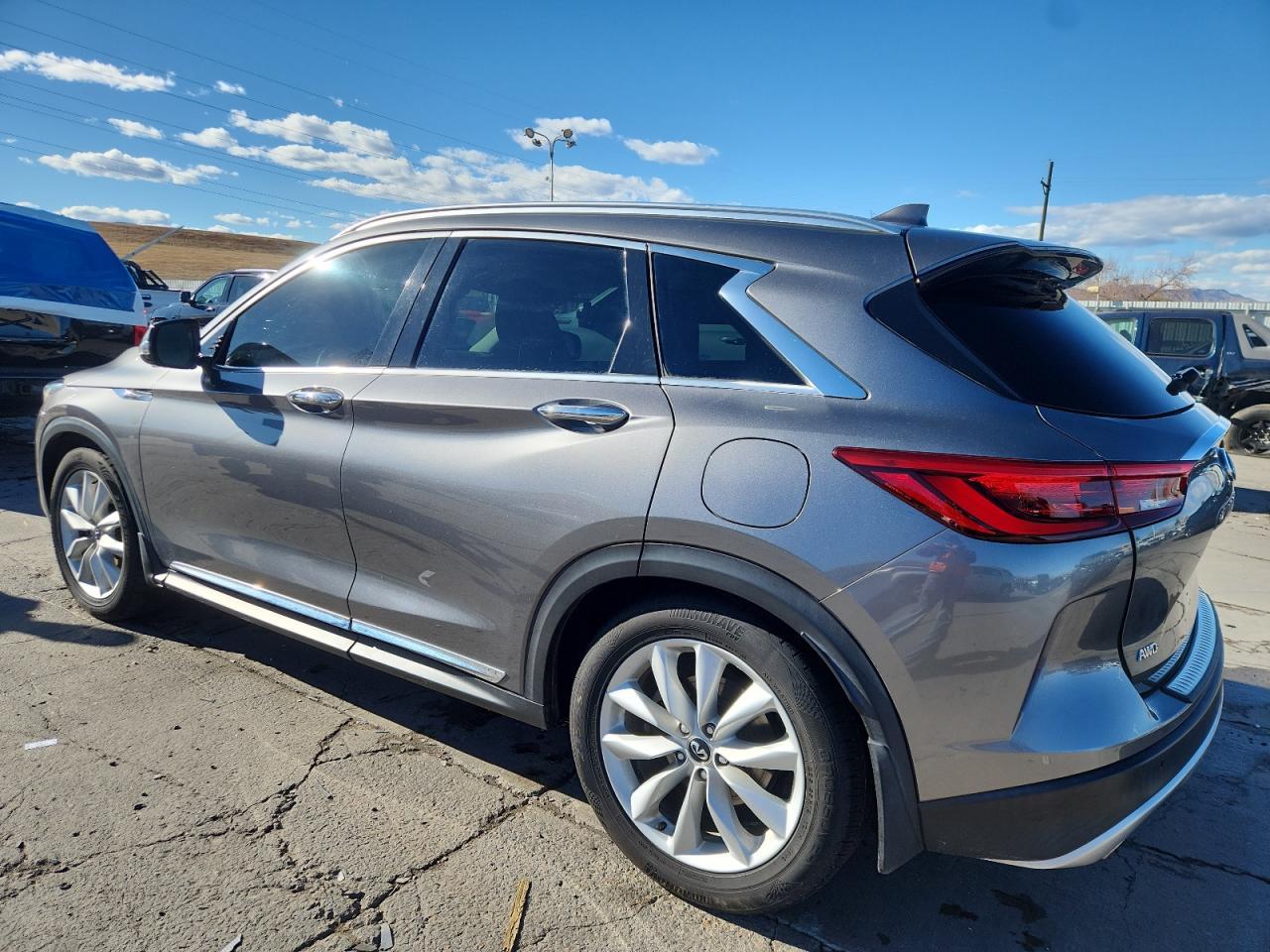 2019 Infiniti Qx50 Essential - zdjęcie 2