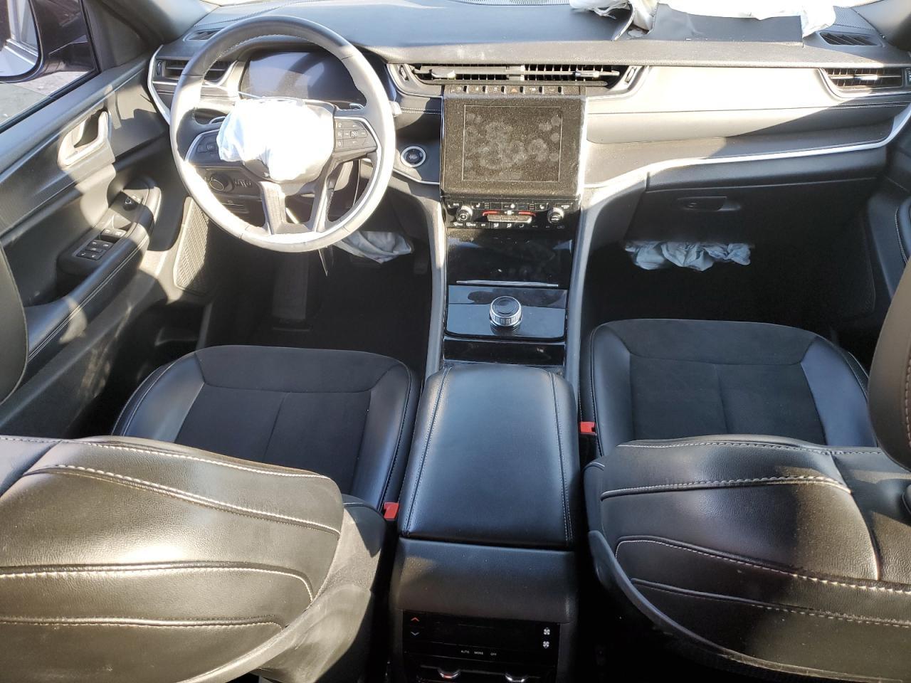 2023 Jeep Grand Cherokee L Laredo - zdjęcie 8