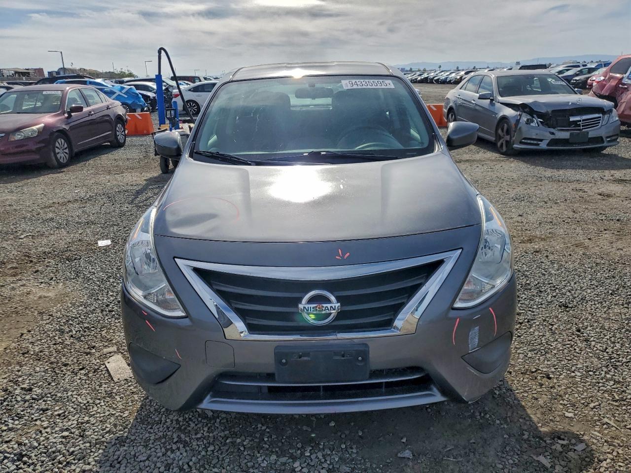 2016 Nissan Versa - zdjęcie 5