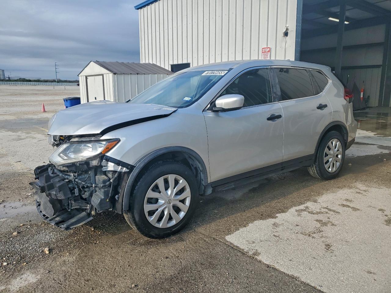 2020 Nissan Rogue S - zdjęcie główne