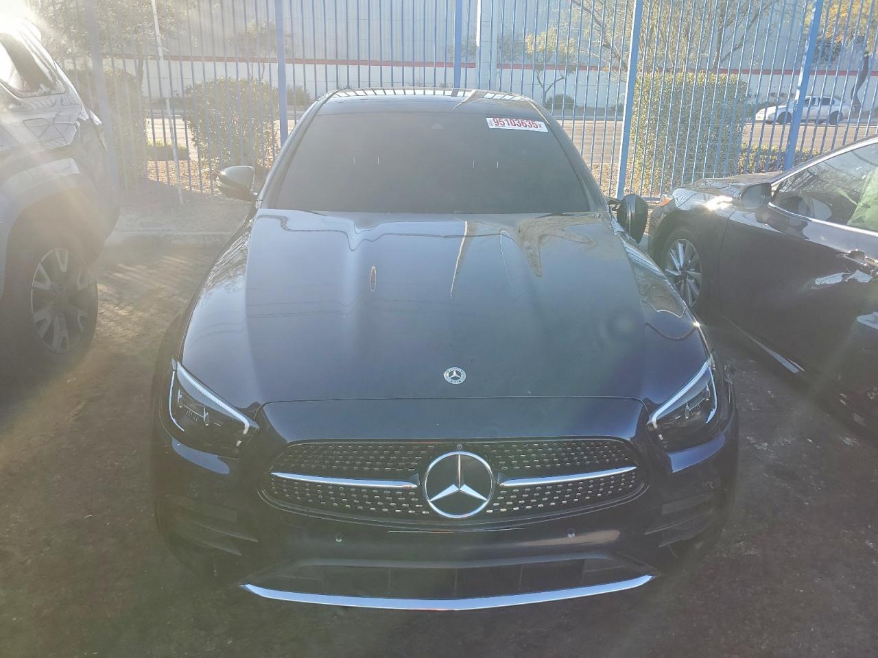 2023 Mercedes-Benz Klasa E - zdjęcie 5