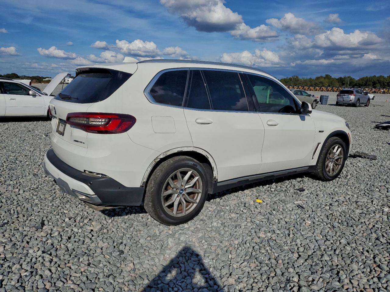 2023 BMW X5 - zdjęcie 3