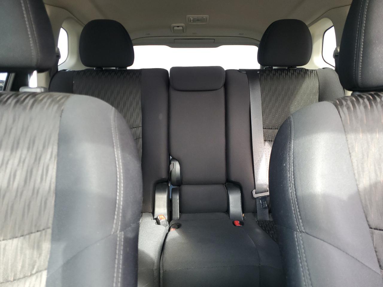 2018 Nissan Rogue - zdjęcie 10