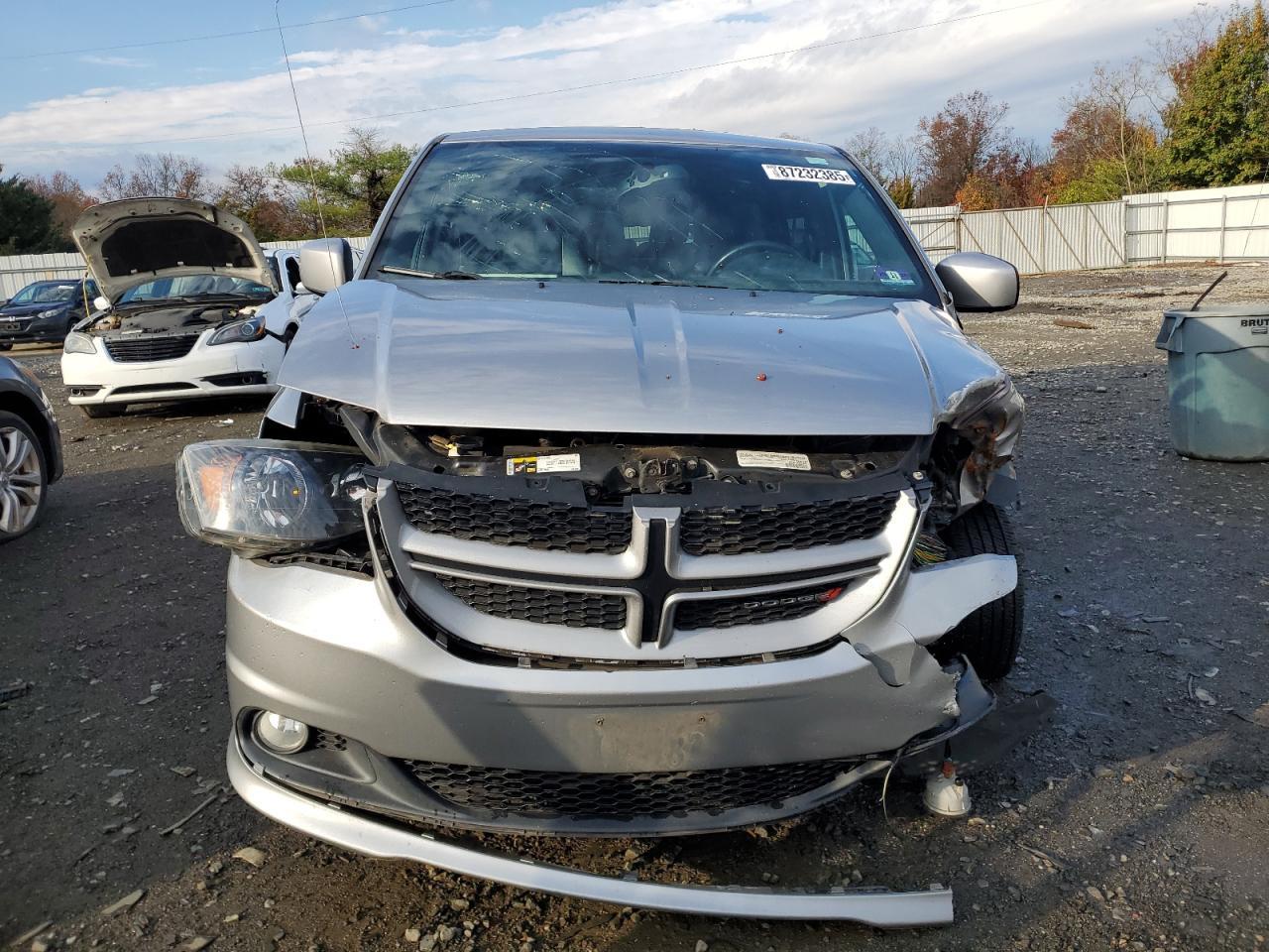 2016 Dodge Grand Caravan R/T - zdjęcie 5