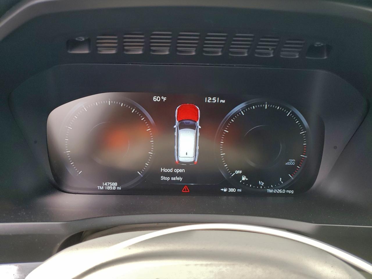 2017 Volvo XC90 - zdjęcie 9