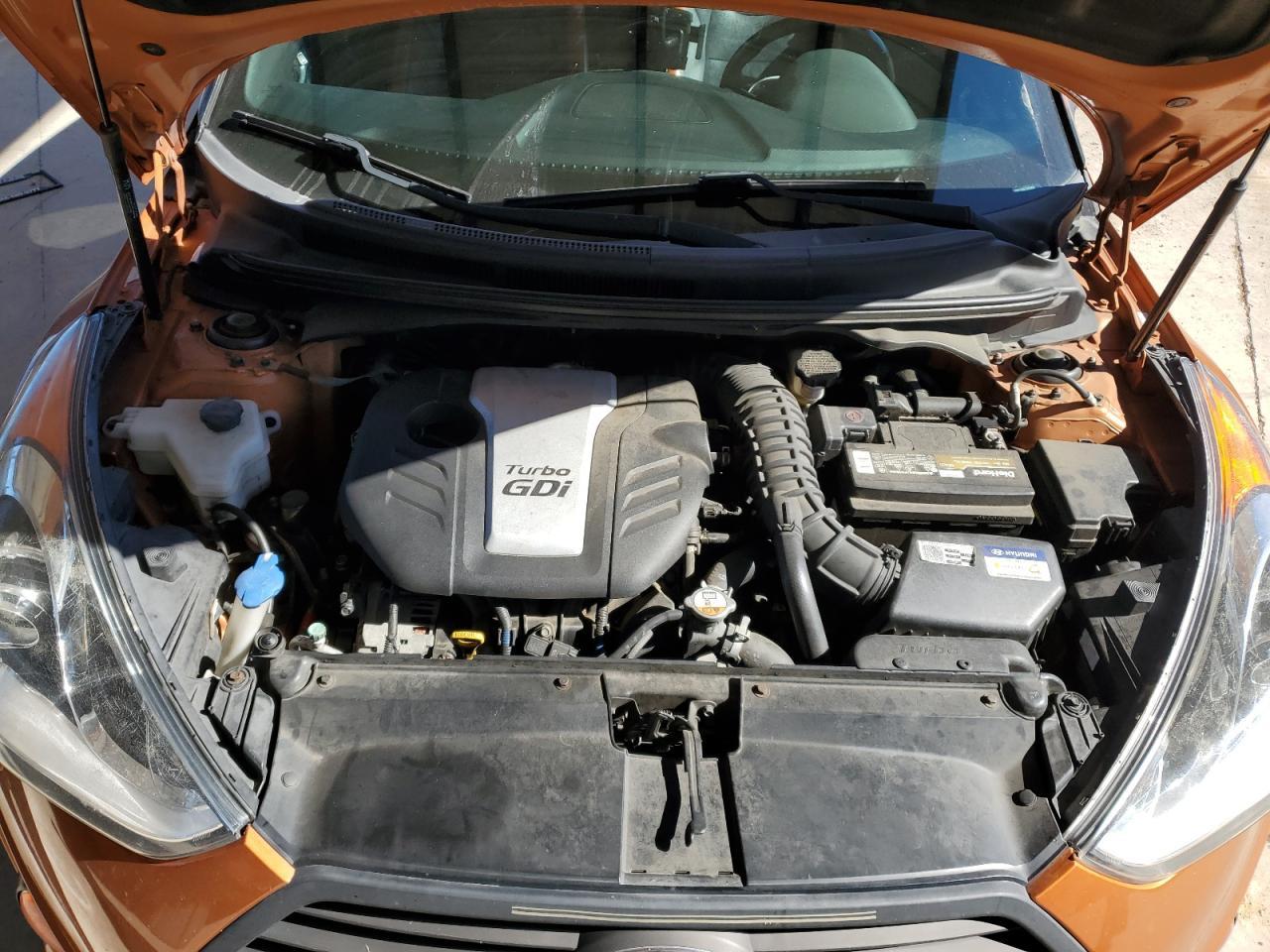 2016 Hyundai Veloster - zdjęcie 11