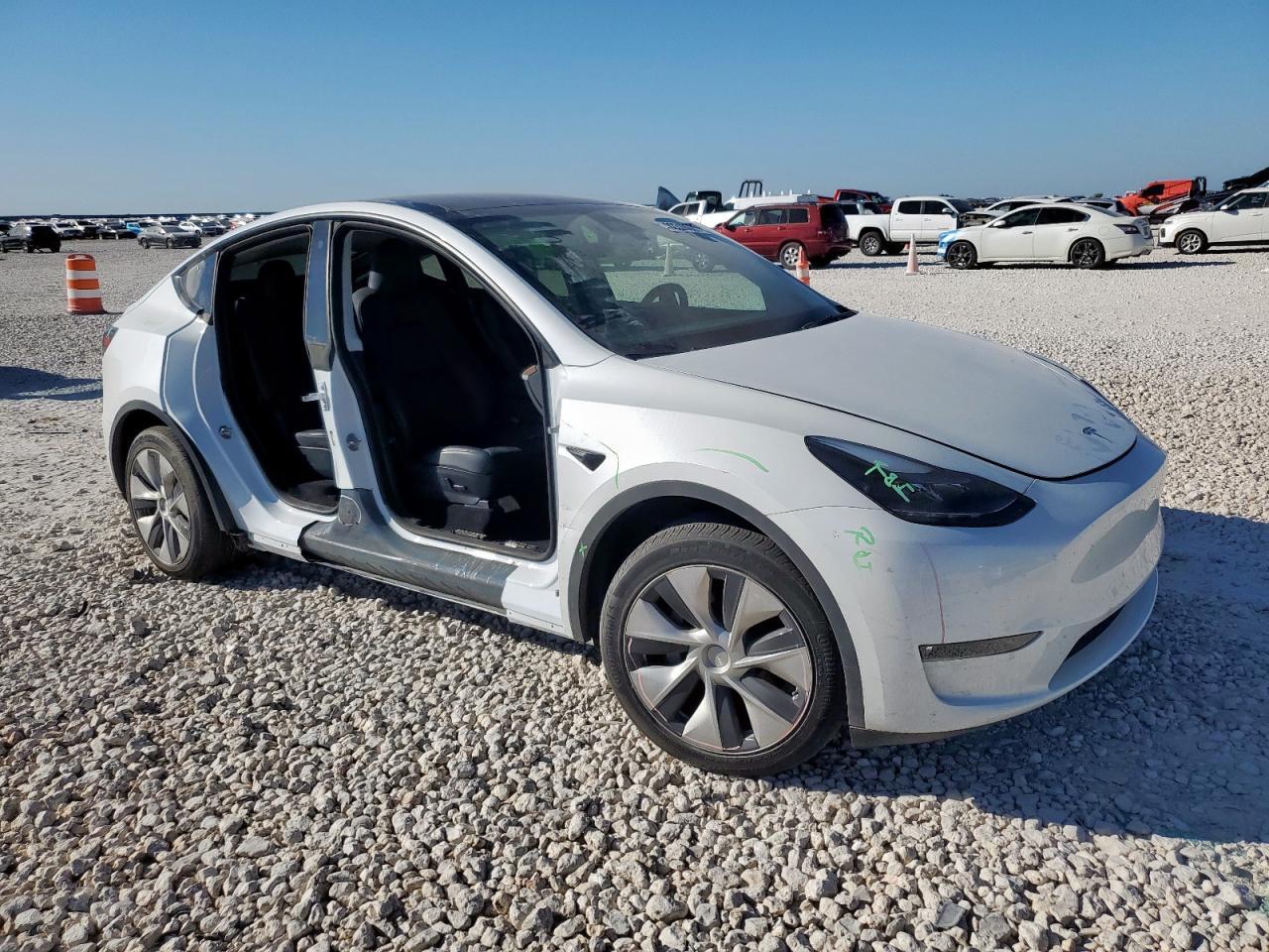 2023 Tesla Model Y - zdjęcie 4