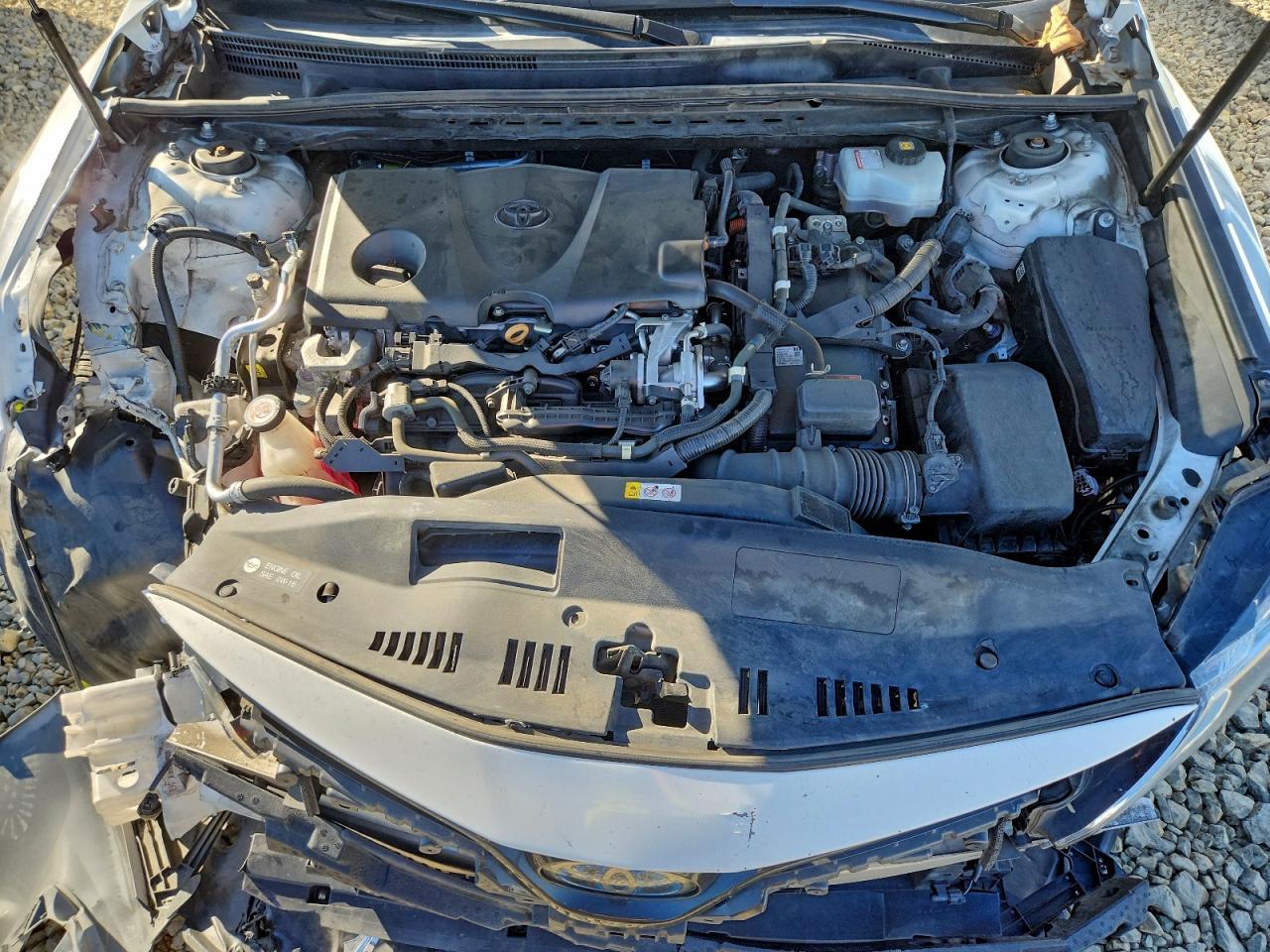 2020 Toyota Camry - zdjęcie 11