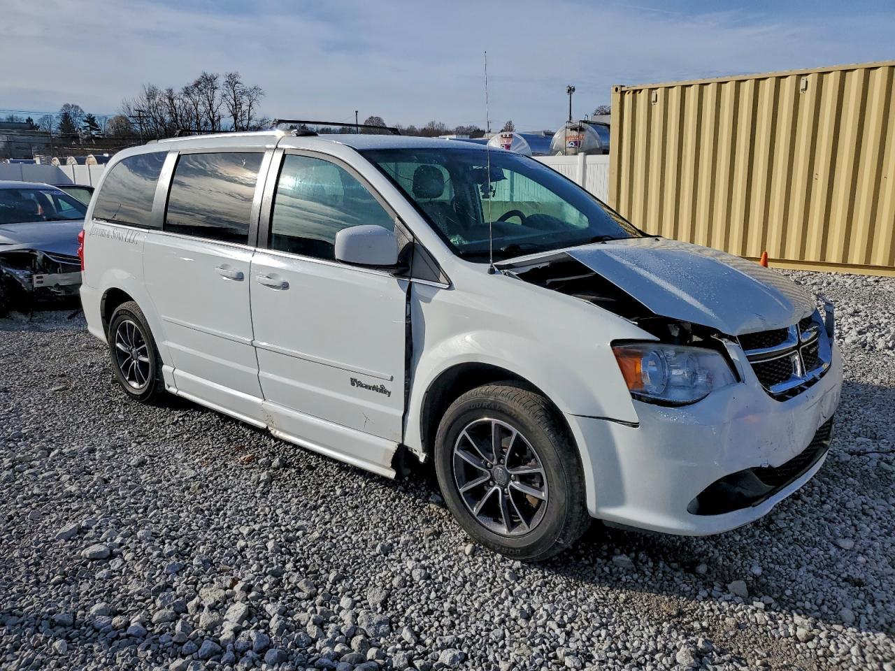 2017 Dodge Grand Caravan Sxt - zdjęcie 4