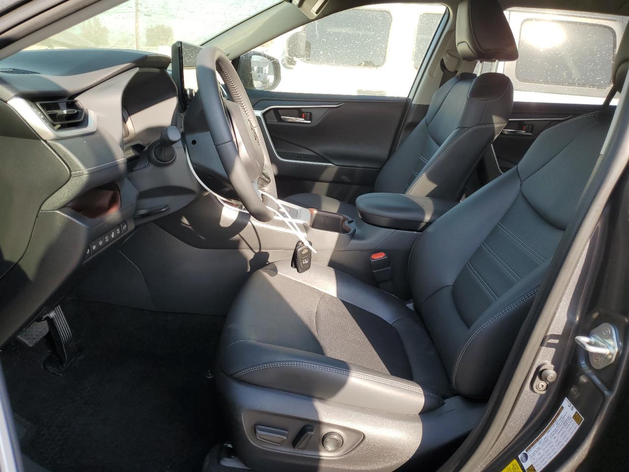 2024 Toyota RAV 4 - zdjęcie 7