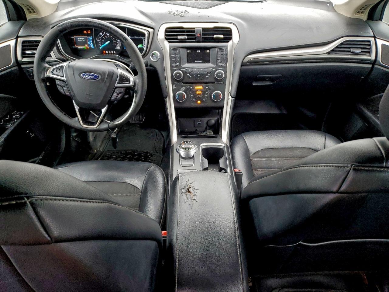 2017 Ford Fusion - zdjęcie 8