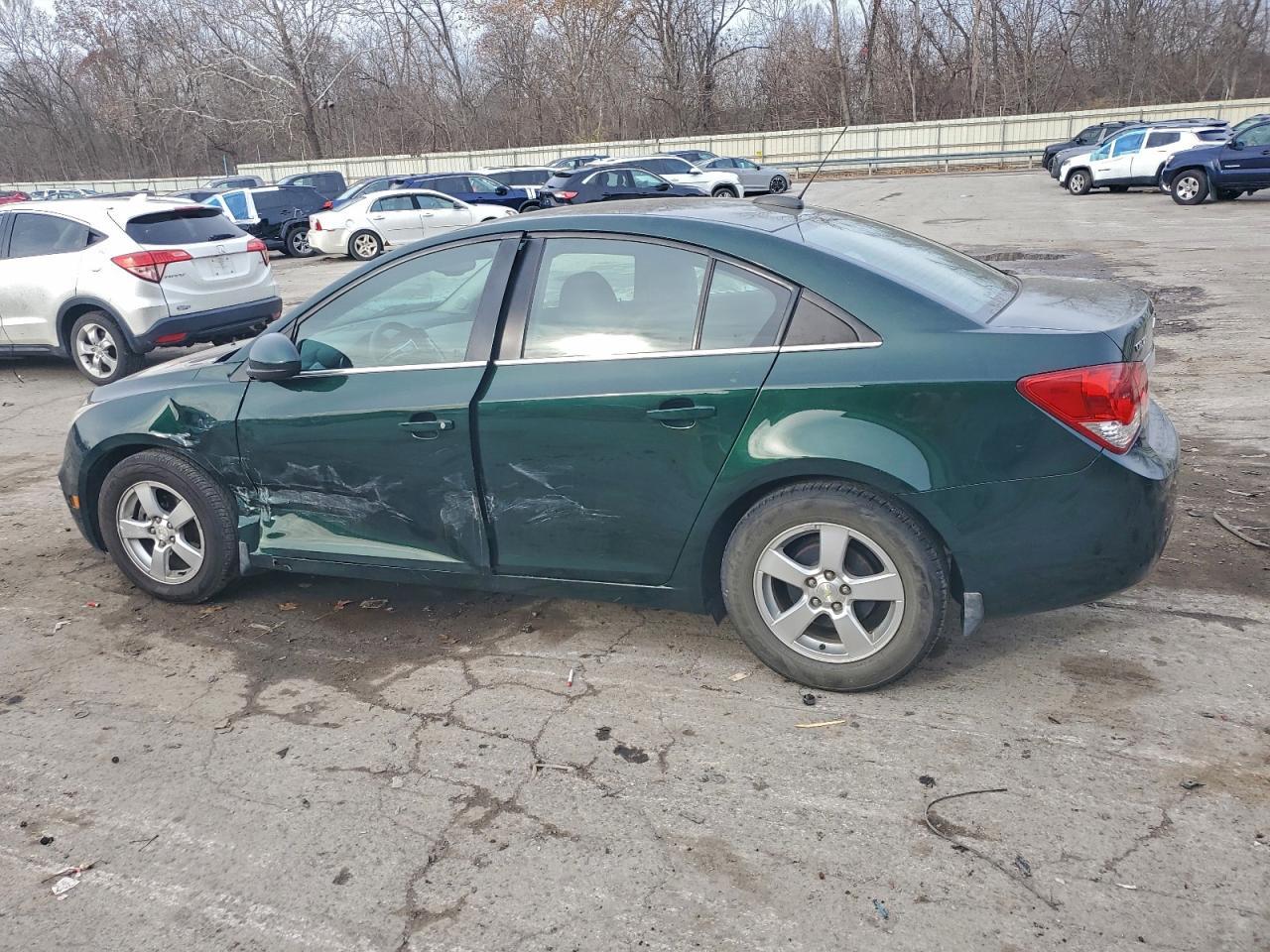 2015 Chevrolet Cruze - zdjęcie 2