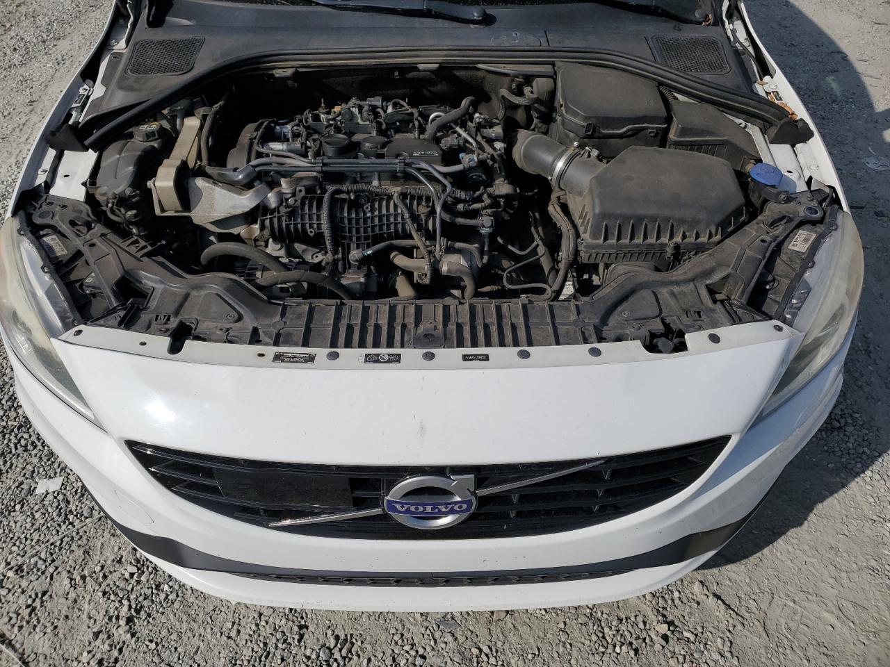 2018 Volvo V60 T5 Dynamic - zdjęcie 12