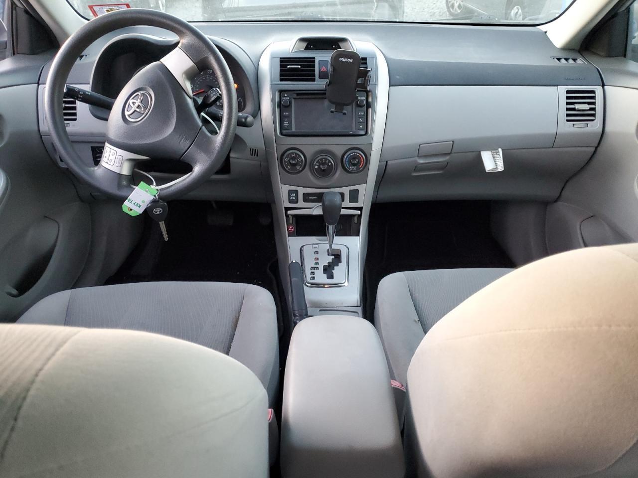 2013 Toyota Corolla Base - zdjęcie 8