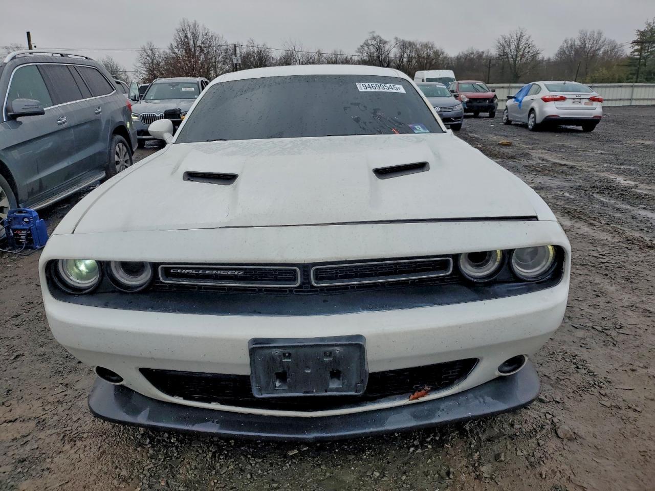 2017 Dodge Challenger Sxt - zdjęcie 5