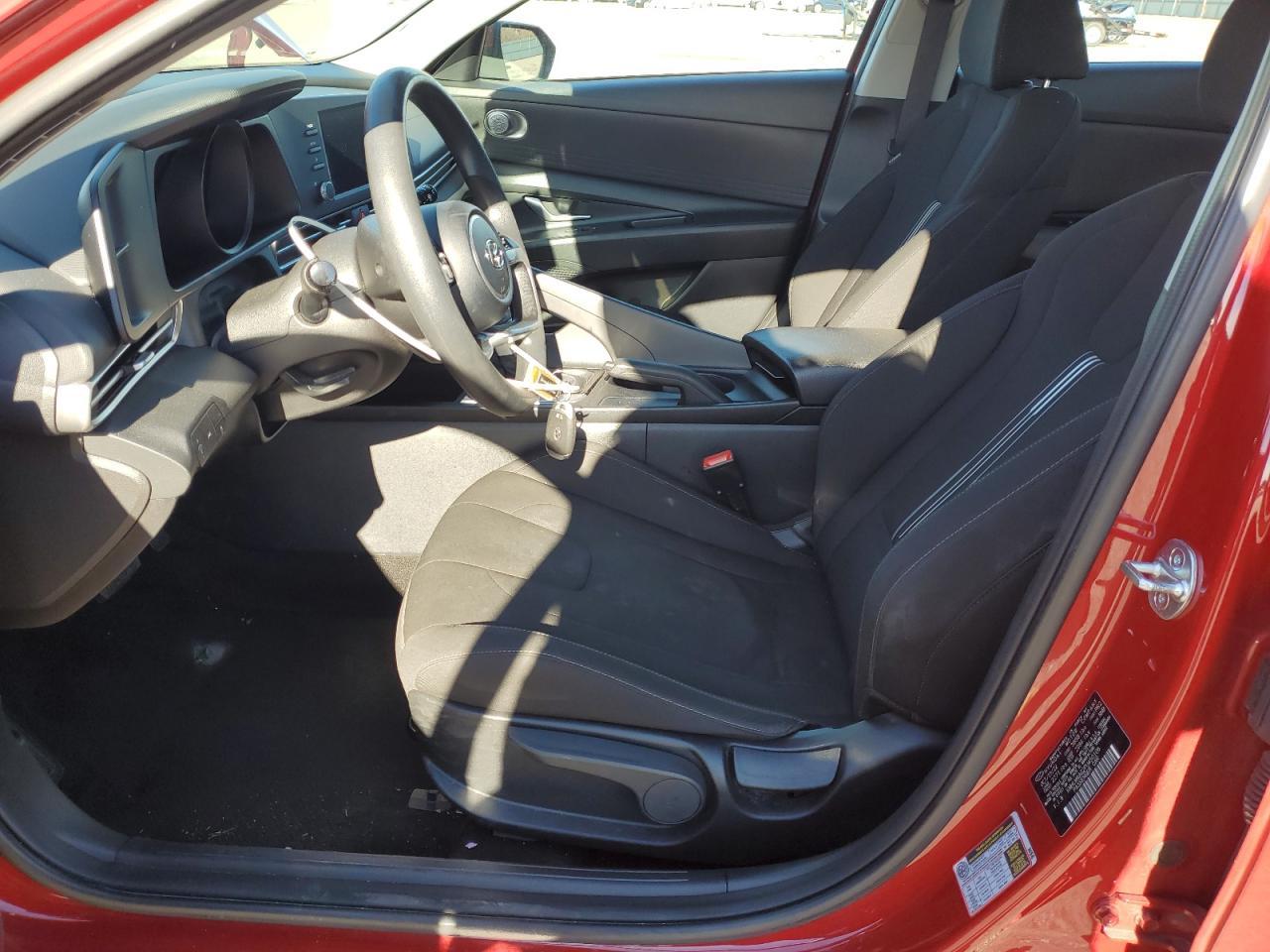 2023 Hyundai Elantra - zdjęcie 7