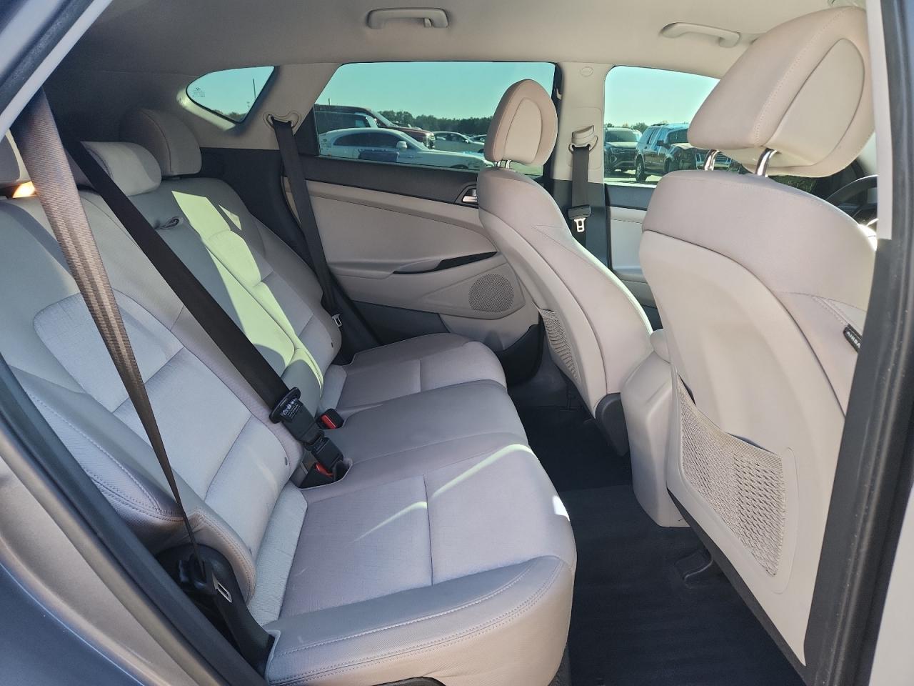 2016 Hyundai Tucson - zdjęcie 11