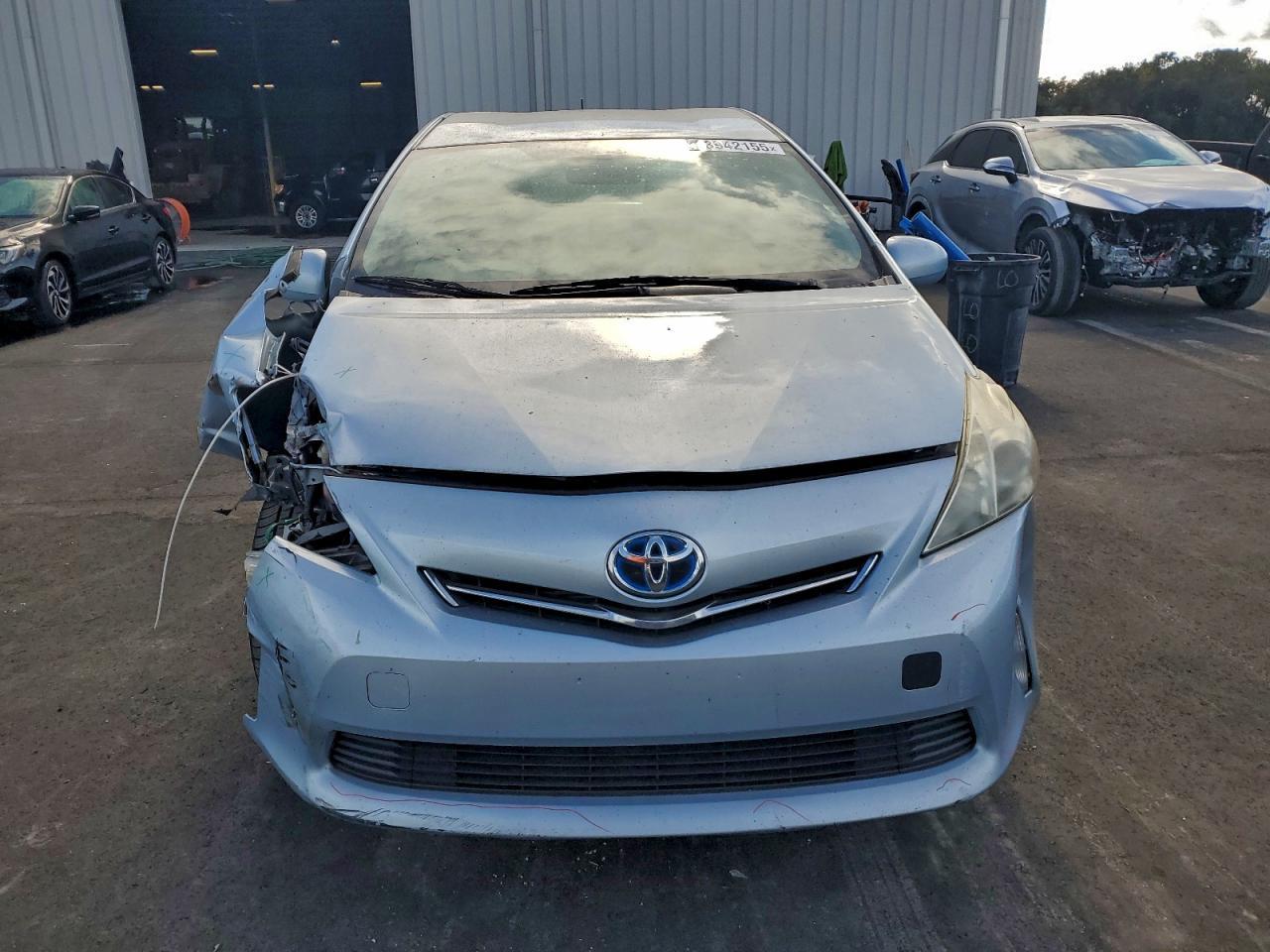 2013 Toyota Prius v (+) - zdjęcie 5