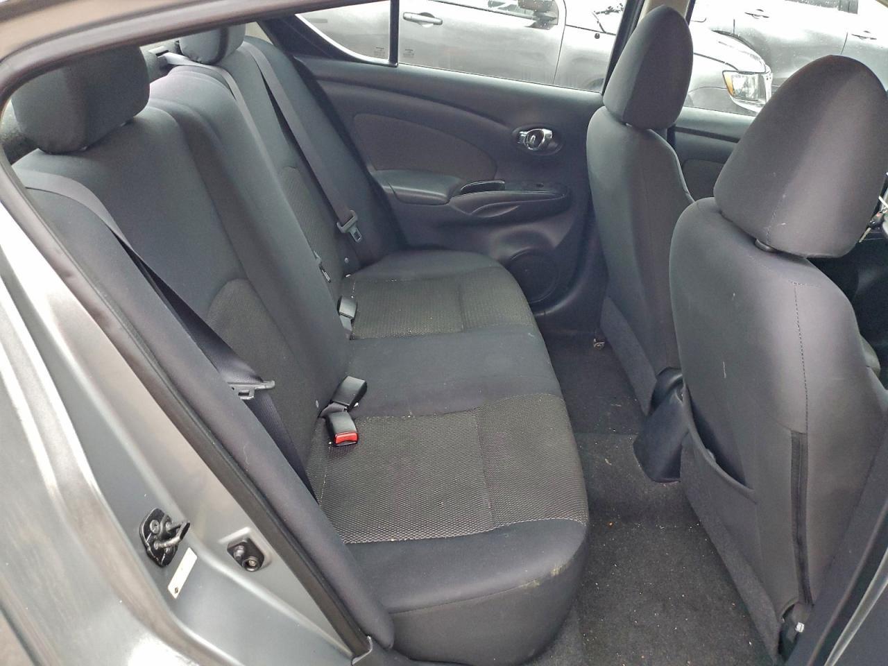 2013 Nissan Versa - zdjęcie 10