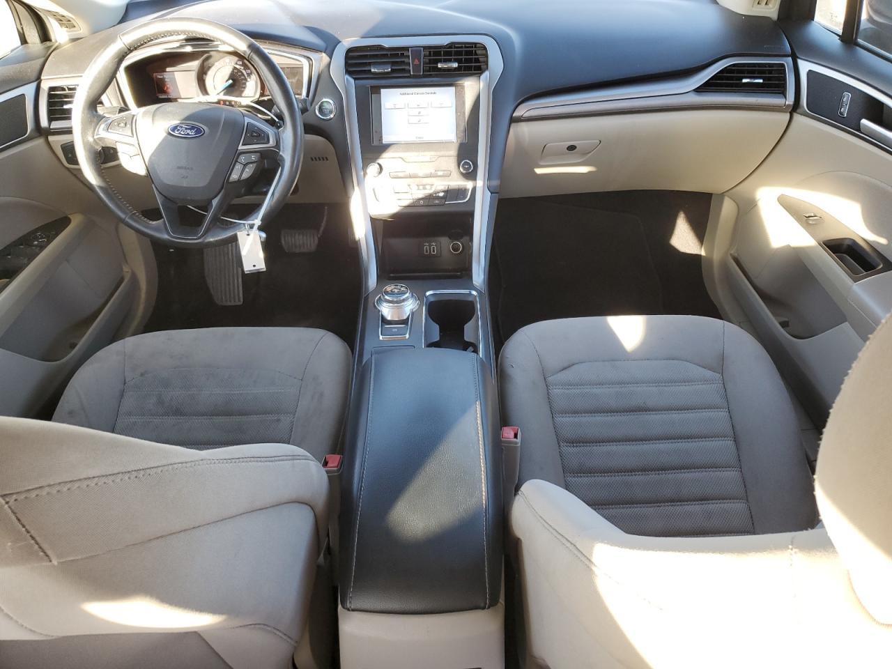 2019 Ford Fusion Se - zdjęcie 8
