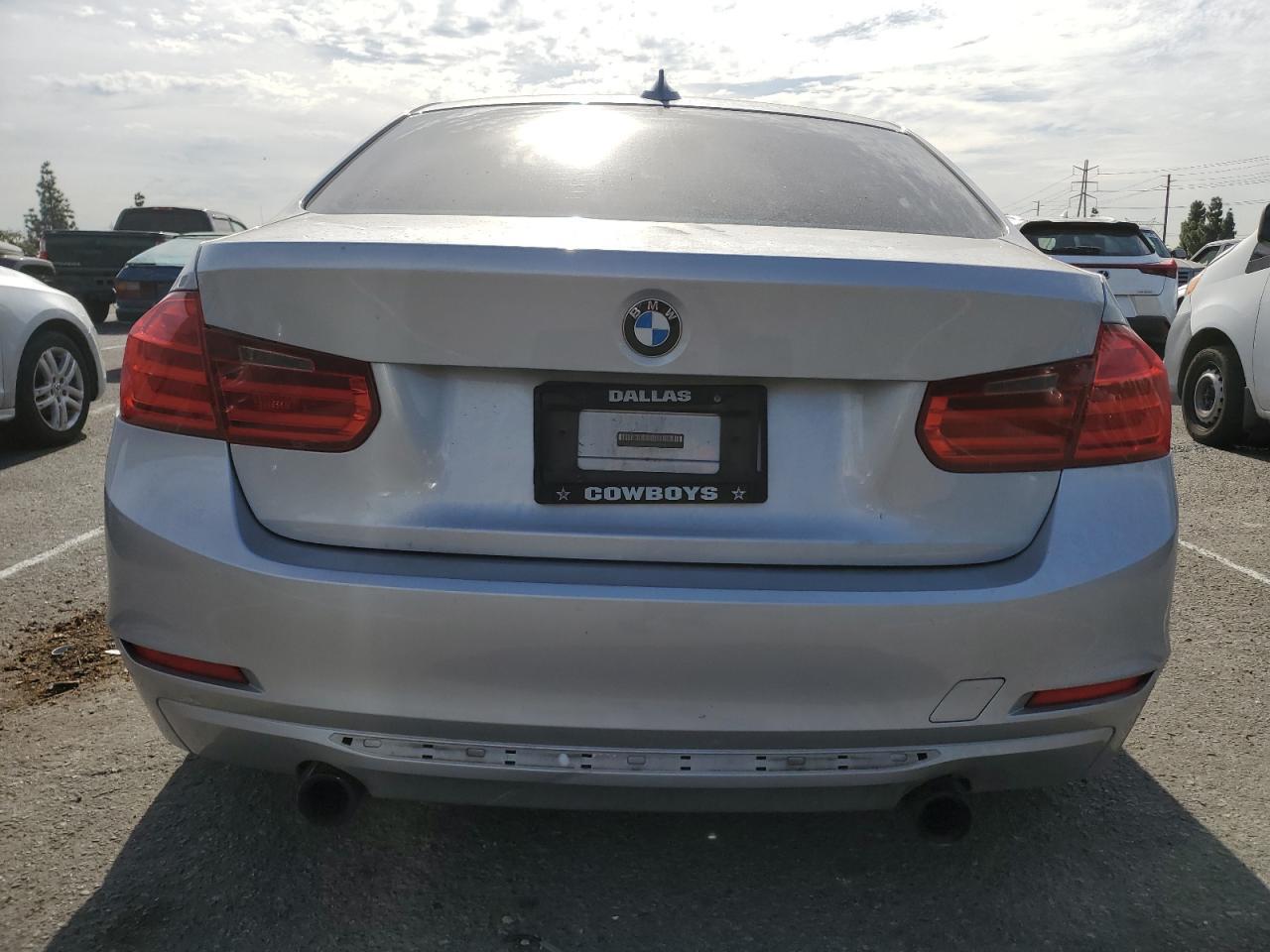 2013 BMW 335 I - zdjęcie 6