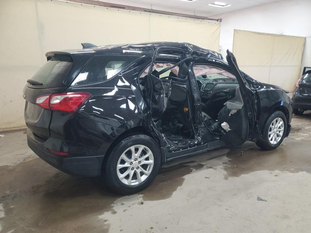 2019 Chevrolet Equinox Ls - zdjęcie 3