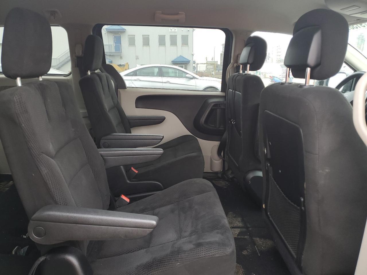 2017 Dodge Grand Caravan Se - zdjęcie 10