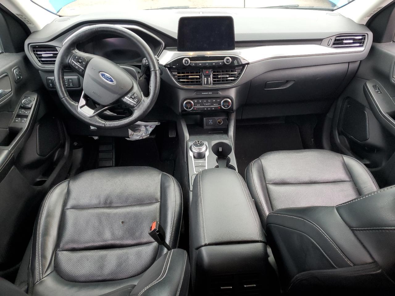 2021 Ford Escape - zdjęcie 8