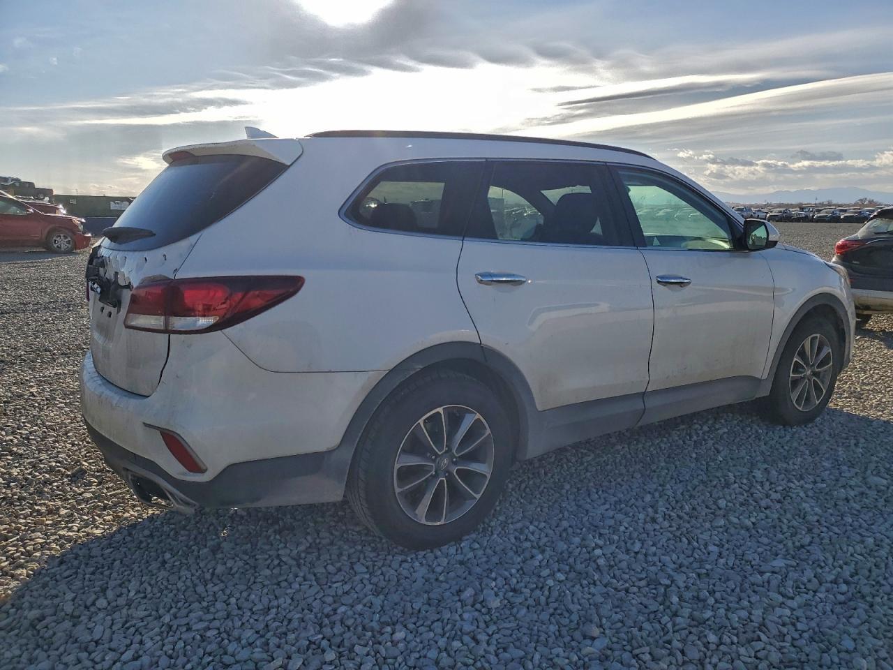2017 Hyundai Santa Fe Se - zdjęcie 3