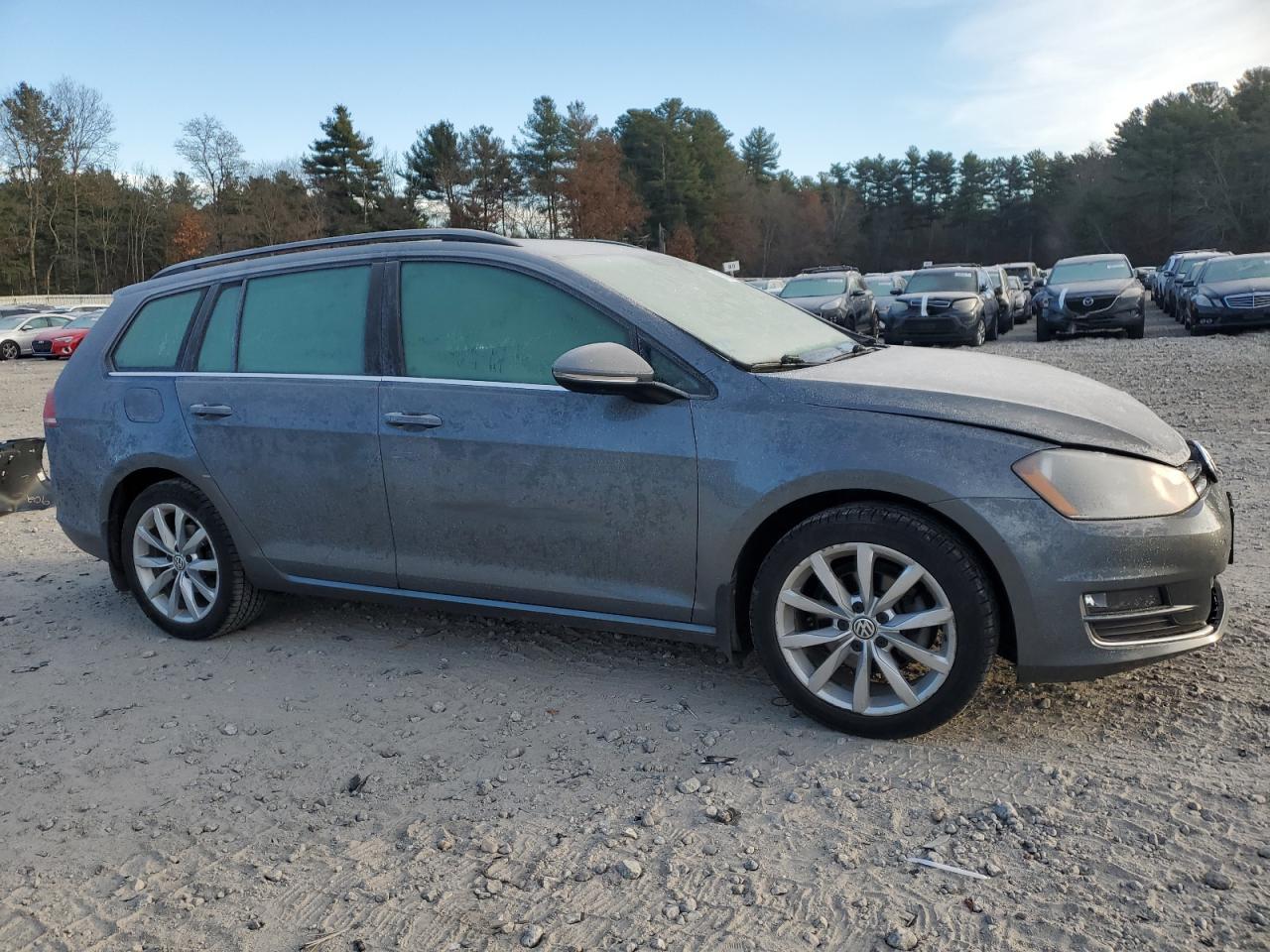 2017 Volkswagen Golf Sportsvan - zdjęcie 4