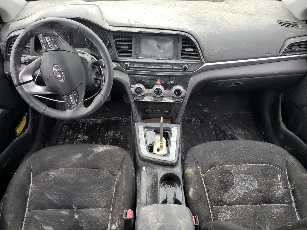 2019 Hyundai Elantra - zdjęcie 8