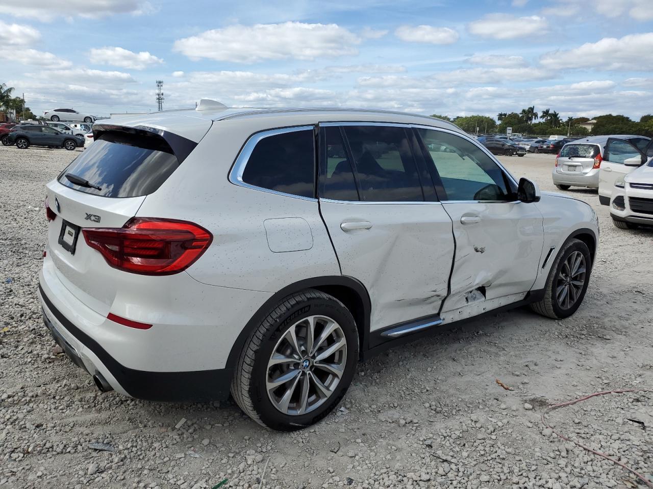 2018 BMW X3 - zdjęcie 3