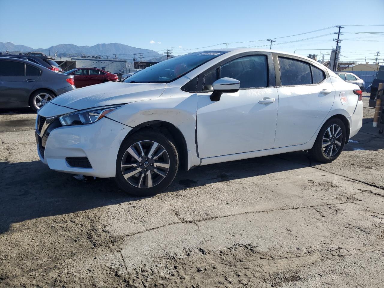 2020 Nissan Versa Sv - zdjęcie główne