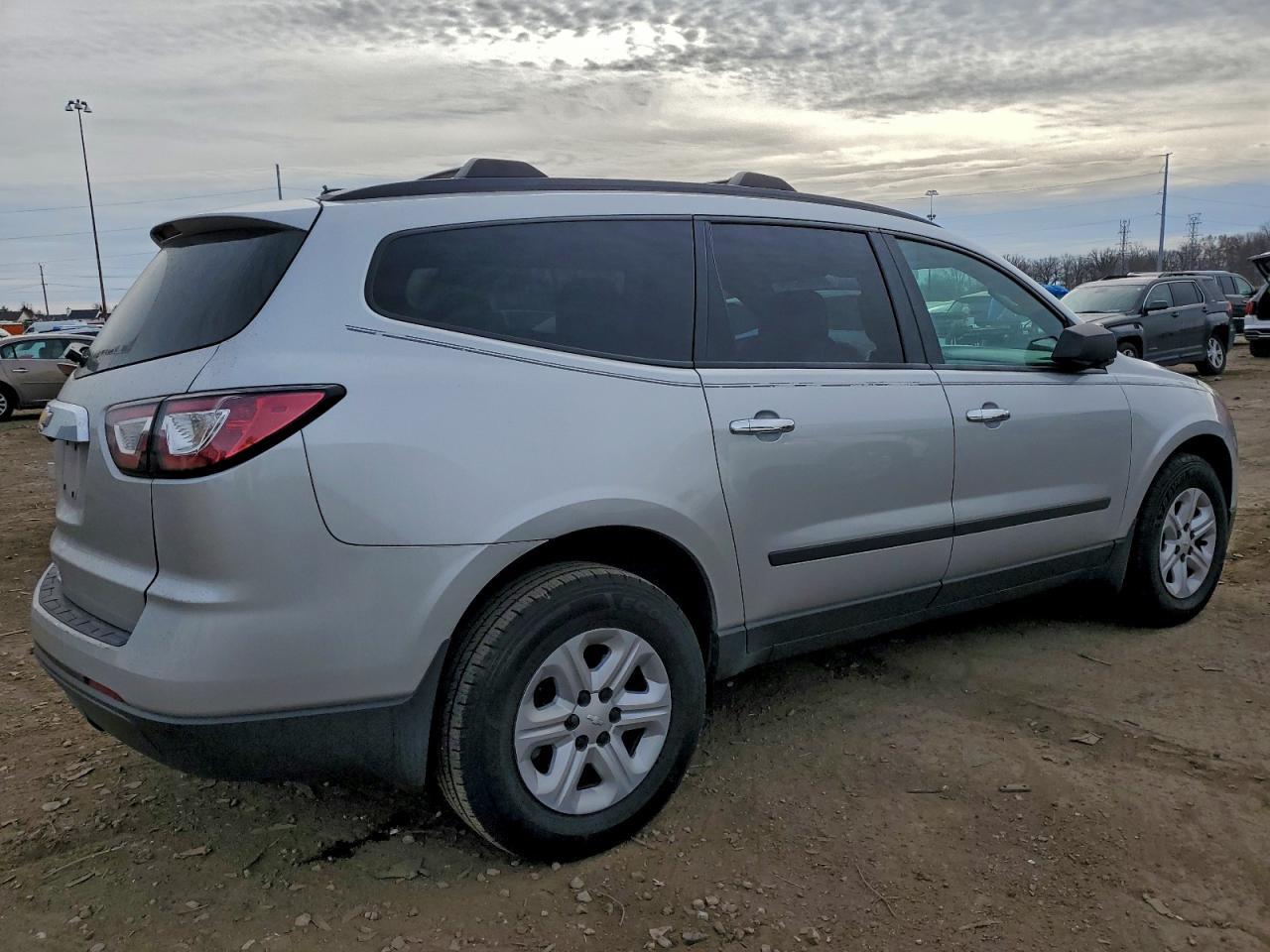 2017 Chevrolet Traverse - zdjęcie 3